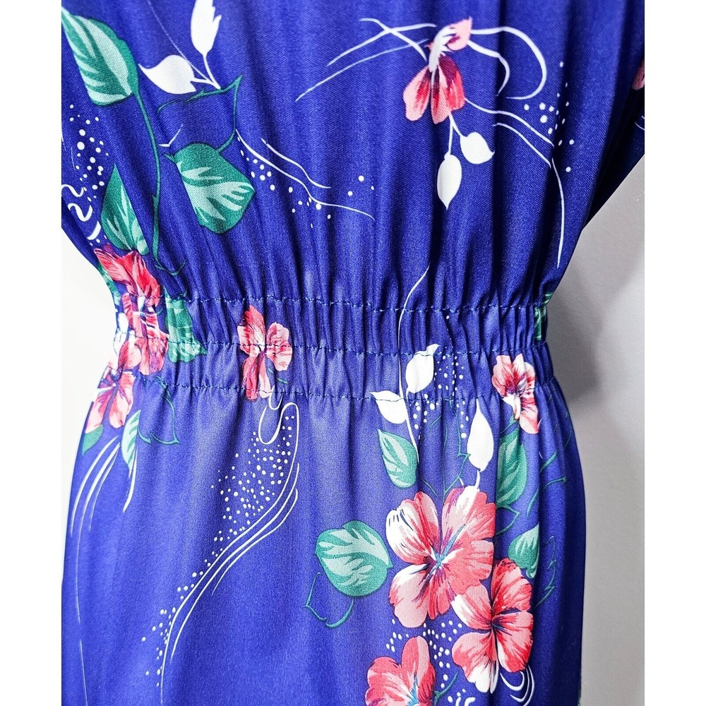 Vintage Quilted Robe - Picture 9 of 10